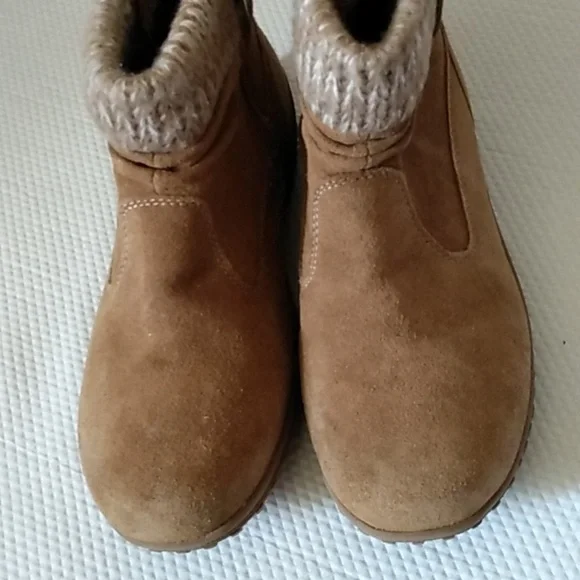 Khombu Ankle Boots 9 - Picture 2 of 6